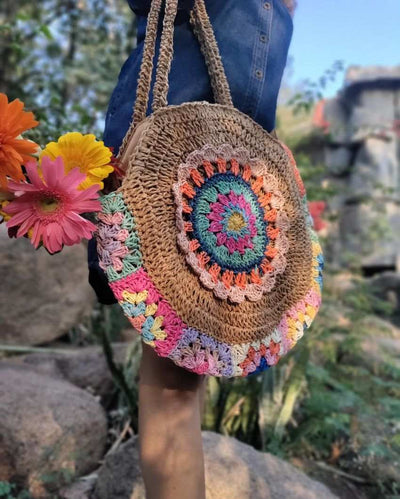 Bold Veronica Shoulder Bag | 18 x 5 x 16 inches