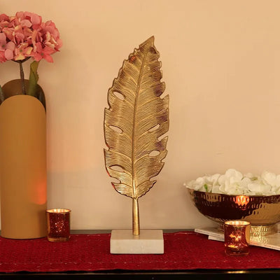 Golden Leaf Showpiece