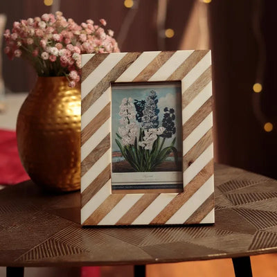 Striped Wooden Photo Frame Default Title