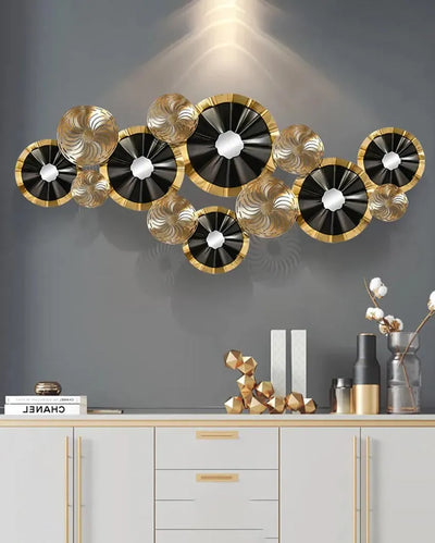 Cosmopolitan Black And Gold Metal Wall Art