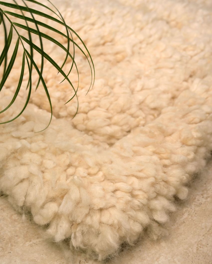 Soft Woolen Rug | 18 x 18 inches