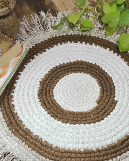 Chic Woolen Rug | 24 inches