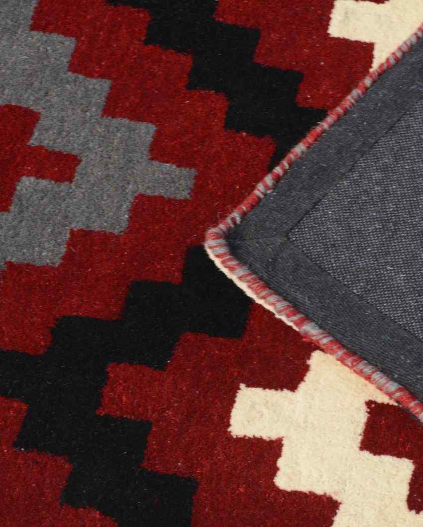 Red Mountain Hand Tufted Wool Carpet 2 X 5 Ft