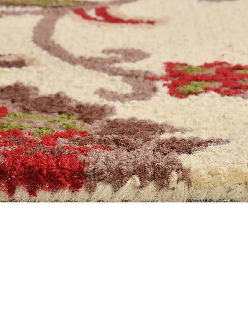 Innovative Traditional Cream Hand Tufted Wool Carpet