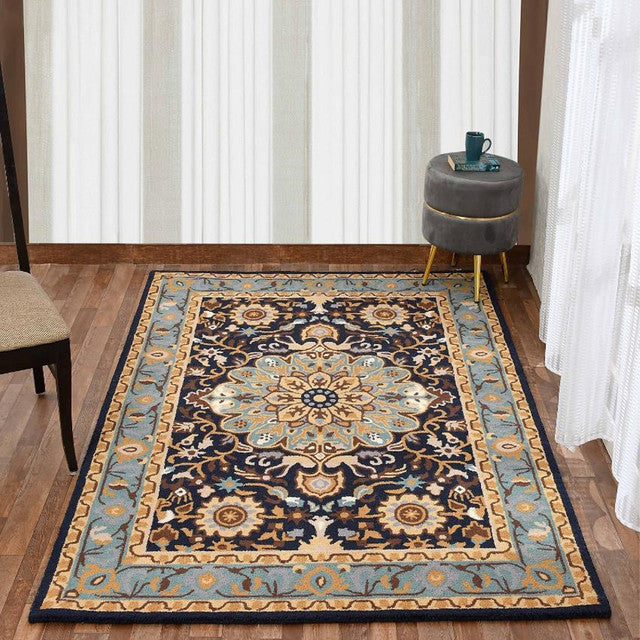 Eclectic Blue Traditional Hand Tufted Wool Carpet