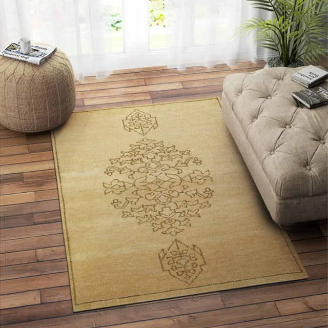 Traditional Hand Knotted Wool Carpet Classic Beauty| Beige | 4 x 6 Feet