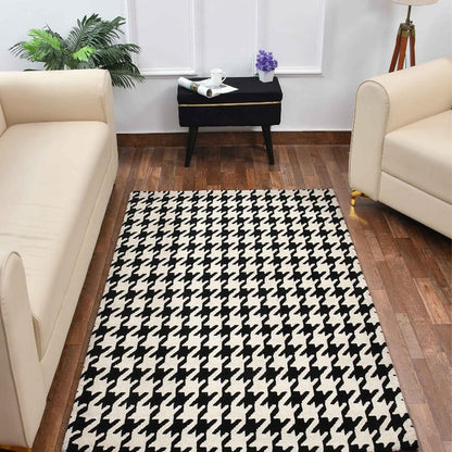 Black & White Abstract Polyester Carpet