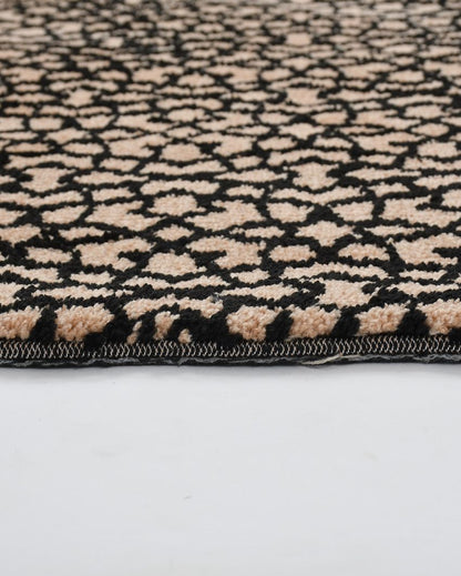 Black & Beige Abstract Polyester Carpet