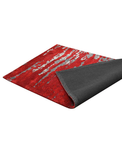 Innovative Red & Grey Abstract Polyester Carpet