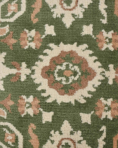 Green & Beige Traditional Polyester Carpet