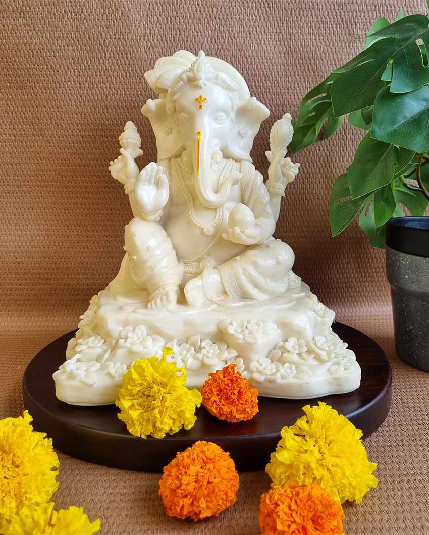 Sleek White Marble Dust Decor Idol Statue | White | 12 x 17 cm / 5 x 7 inches