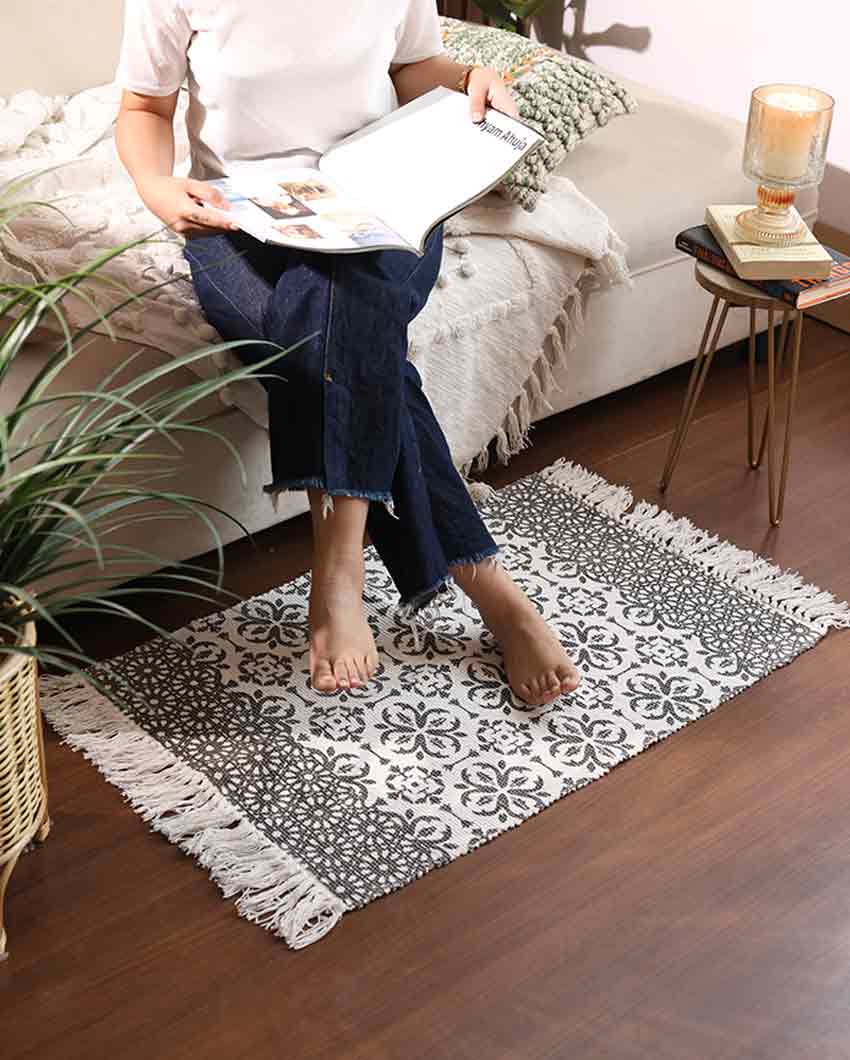 Geometric Accent Floor Mat | 34 x 21 inches