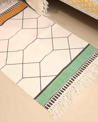 Geometric Pattern Accent Floor Mat | 34 x 21 inches