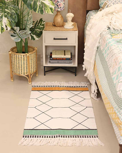 Geometric Pattern Accent Floor Mat | 34 x 21 inches
