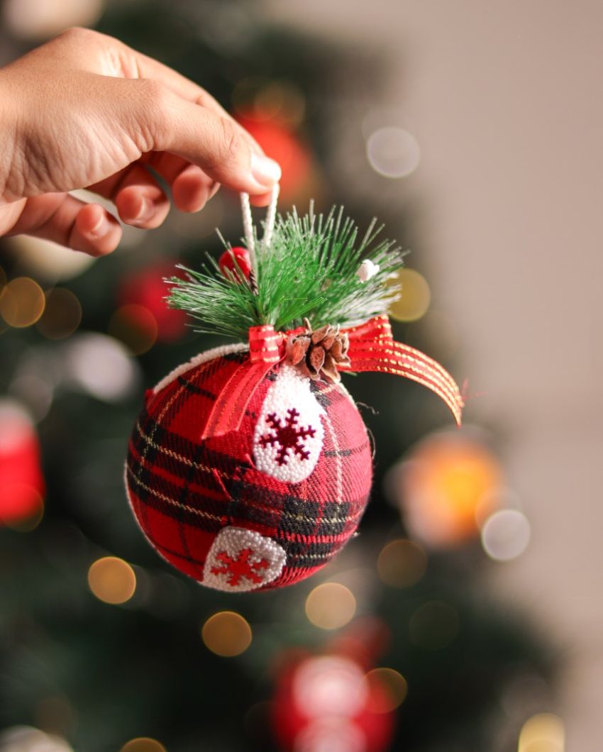 Plaid Balls Christmas Festive Hanging Ornaments | Set of 3 | 3 x 3 inches