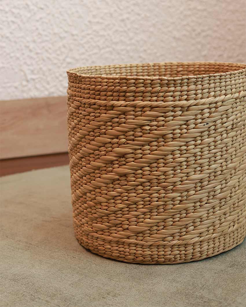 Earthy Touch Natural Kauna Grass Planter