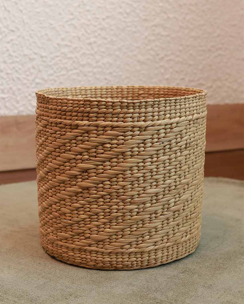 Earthy Touch Natural Kauna Grass Planter