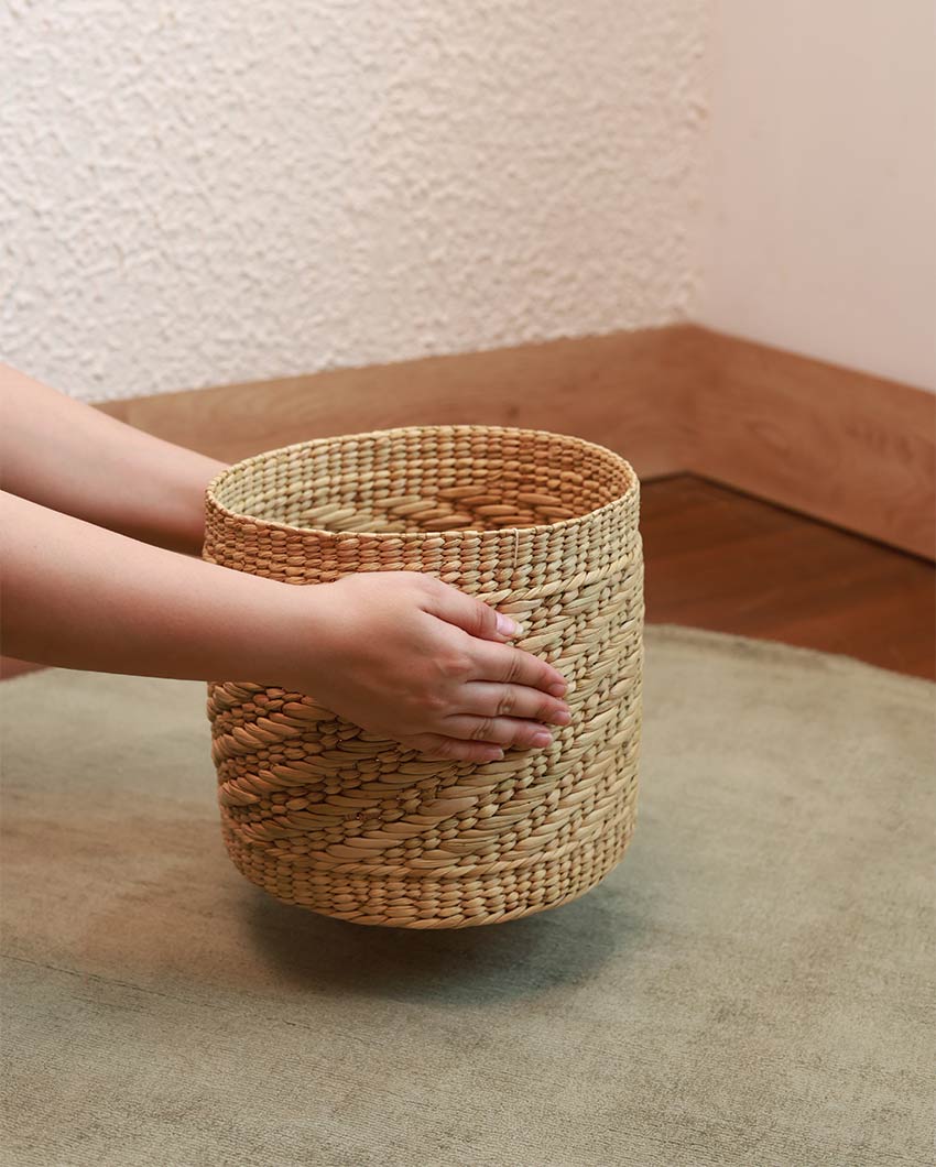 Earthy Touch Natural Kauna Grass Planter