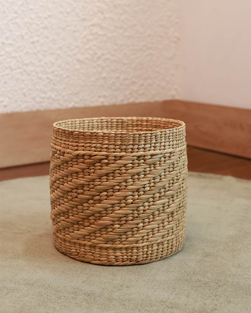 Earthy Touch Natural Kauna Grass Planter