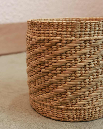 Earthy Touch Natural Kauna Grass Planter