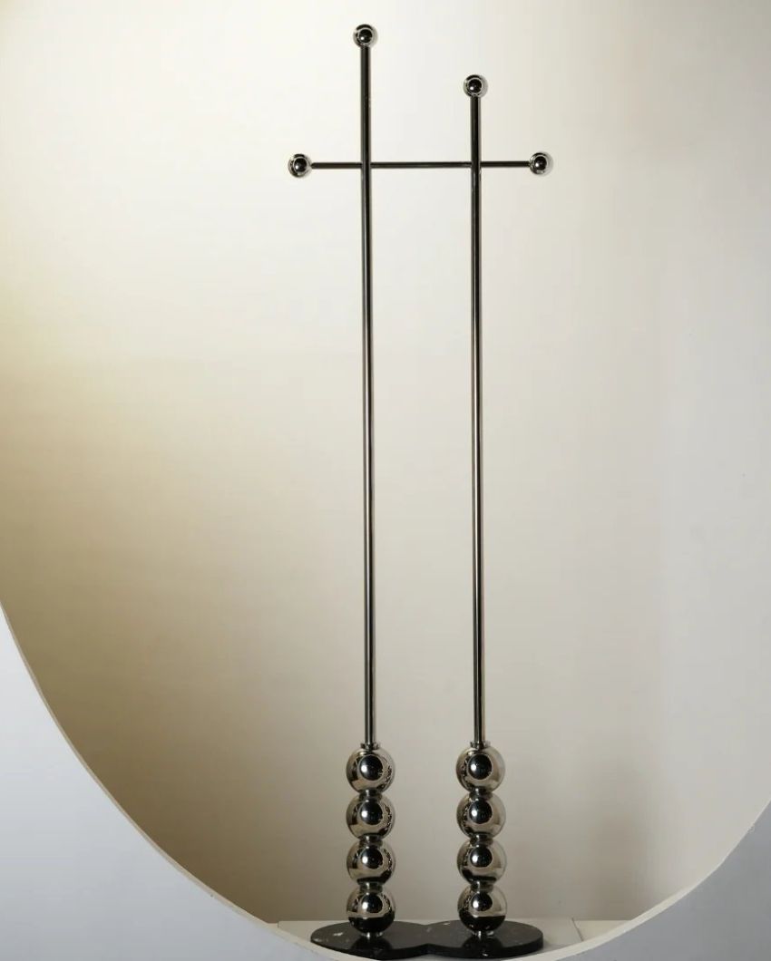 Berici Coat Hanging Stand | 20 x 20 inches