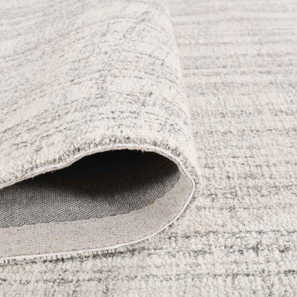 Beautiful Off-White Shade Hand-Tufted Luxury Wool Rug