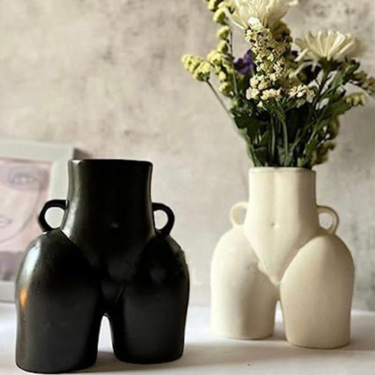 Inaya Lady Bum Vase Set