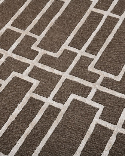 Striking Geometric Pattern Hand Tufted Carpet | 10 x 8 Feet