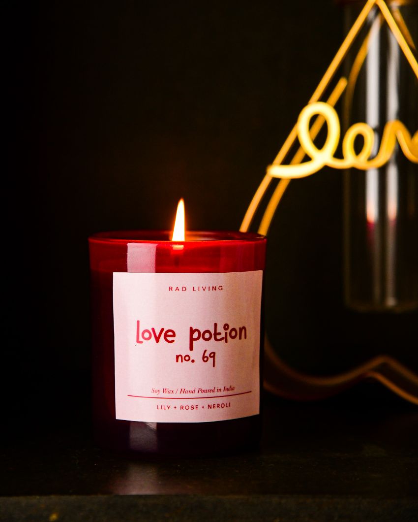 Love Potion No. 69 | Lily, Rose & Neroli Mix Scented Jar Candle | 7.62 x 7.62 cm / 3 x 3 inches