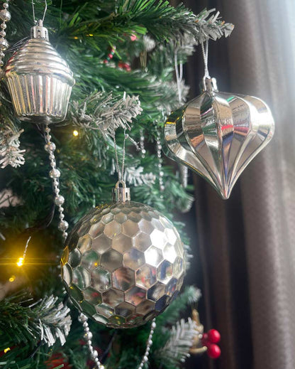 Bright Silver Theme Christmas Ornaments | 15 x 5 inches