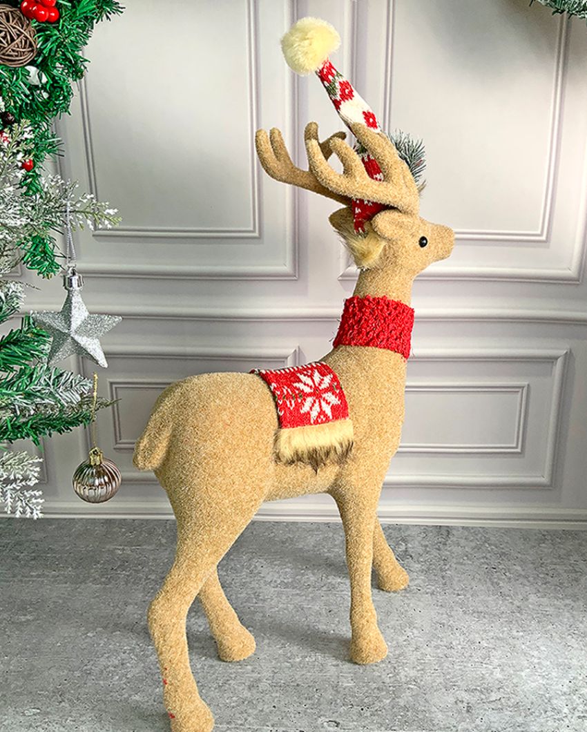 Adorable Brown Deer For Christmas Decoration