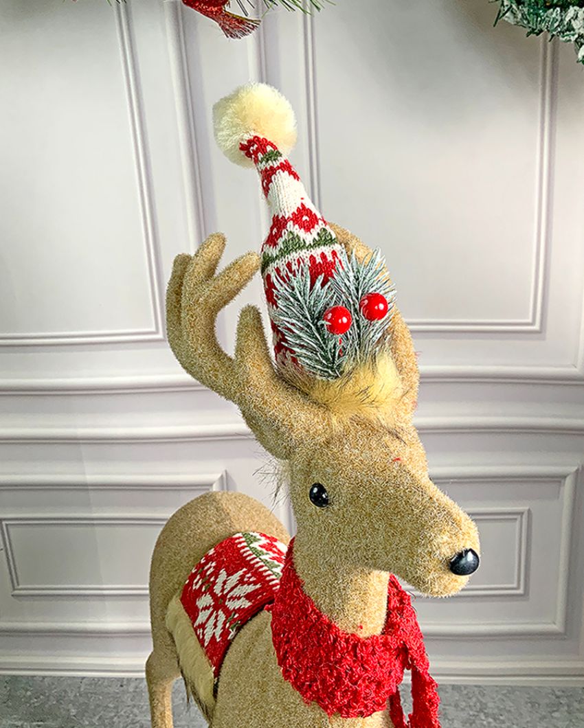 Adorable Brown Deer For Christmas Decoration