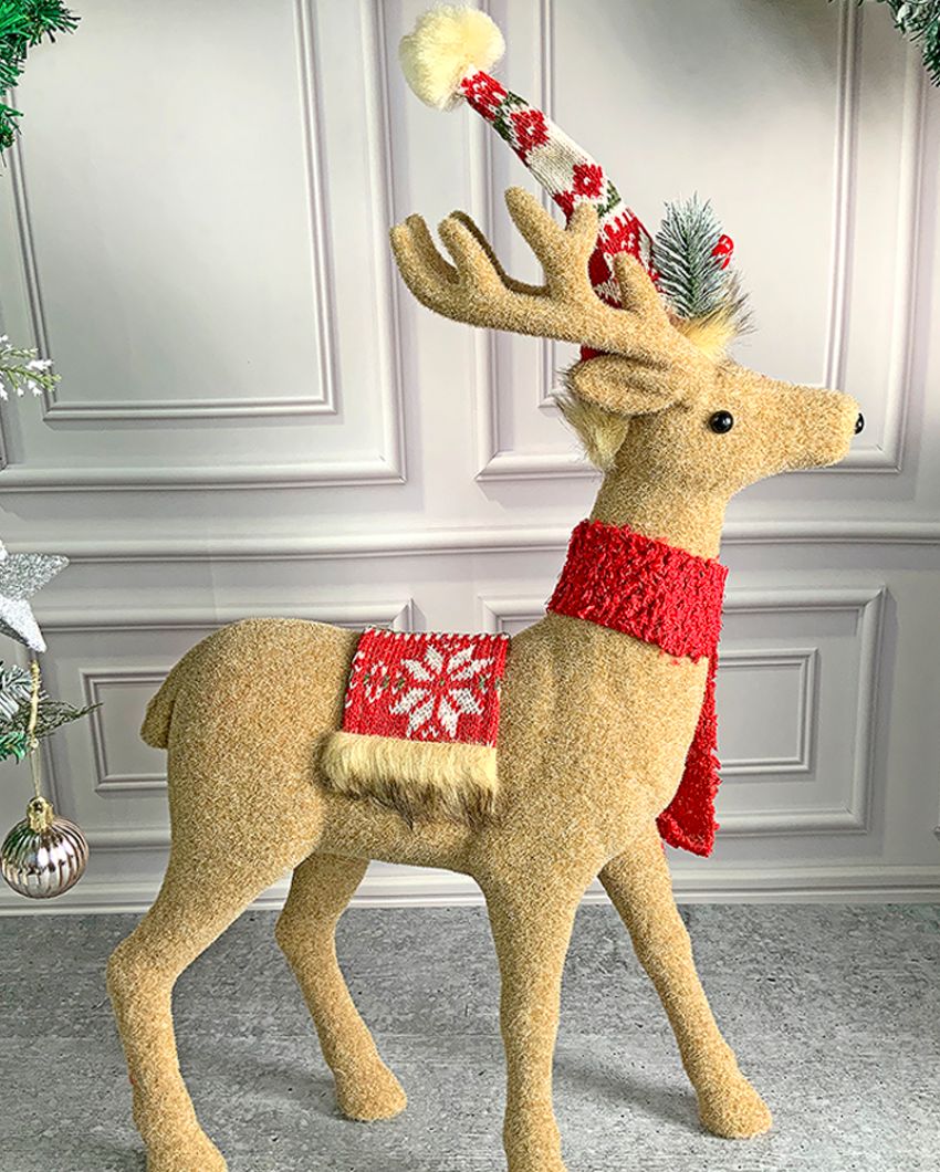 Adorable Brown Deer For Christmas Decoration