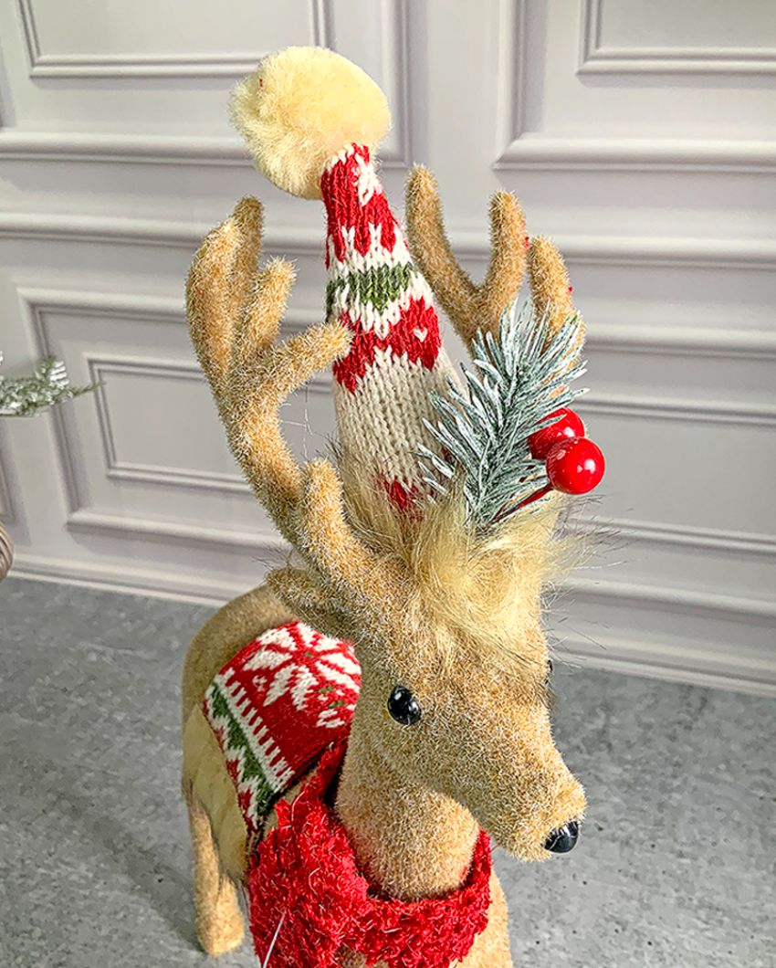 Adorable Brown Deer For Christmas Decoration