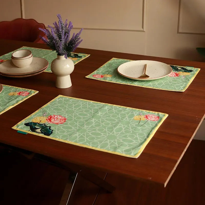 Lattice Lotus Table Mats | 19 x 13 inches