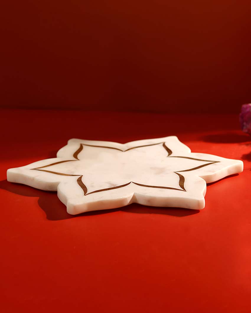 Beautiful White & Golden Shade Lotus Shaped Platter | 10 inches