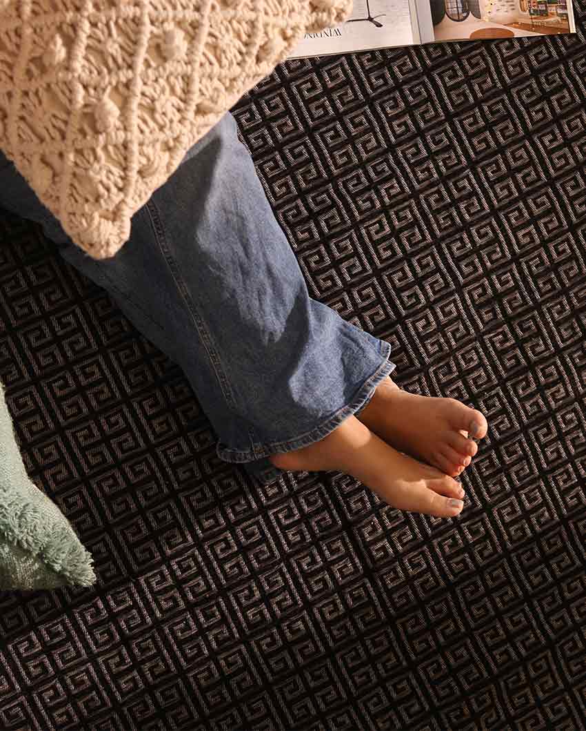 Ethnic Touch Abstract Chenille Velvet Carpet | 5 Feet x 7 Feet Black