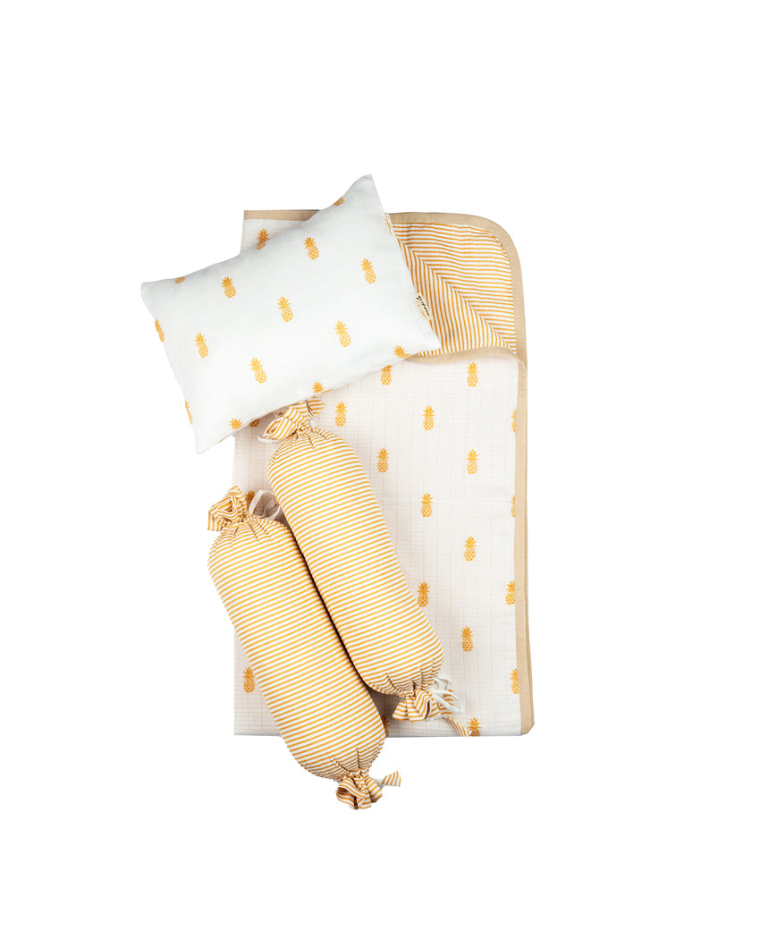 Adorable Pineapple Mini Crib Cot Set | Pack of 4 | 27 x 27 inches