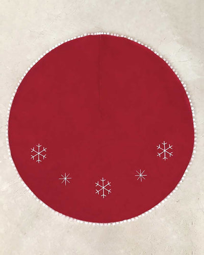 Red Snowflake Pattern Christmas Tree Skirt | 16 x 1 inches