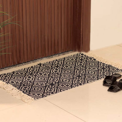 Black Accent Floor Mat | 34 x 21 inches