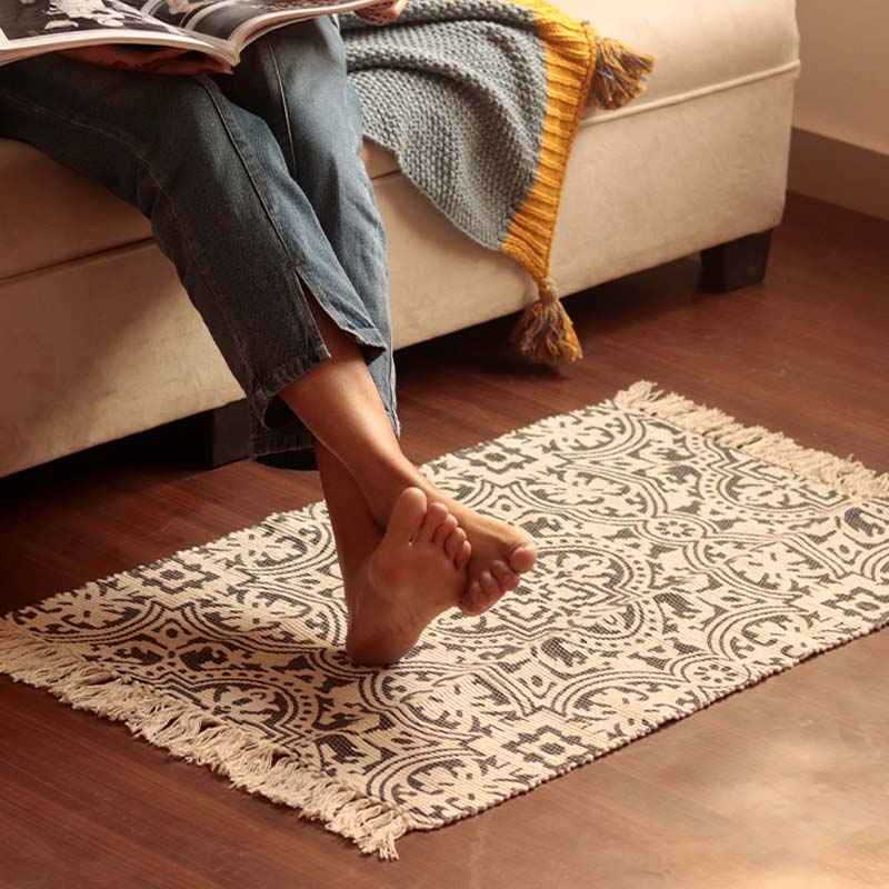 Black & White Accent Floor Mat | 34 x 21 inches
