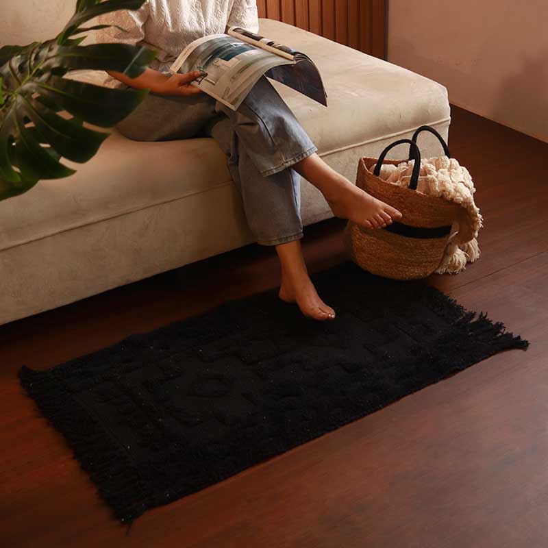 Black Solid Tufted Floor Mat | 34 x 21 inches