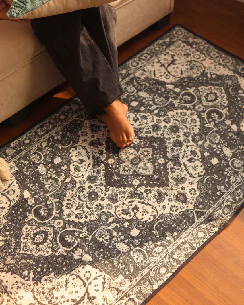 Luxurious Wool Rubber Back Carpet | 5 X 3 Ft