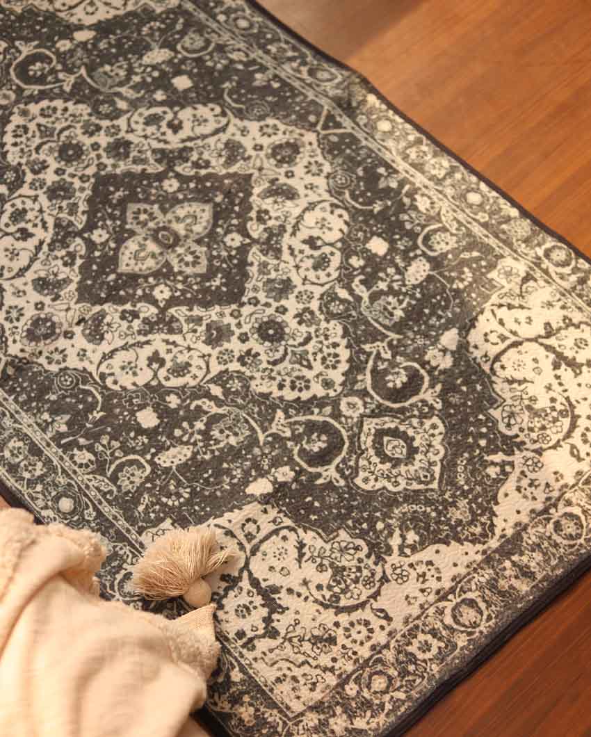 Luxurious Wool Rubber Back Carpet | 5 X 3 Ft