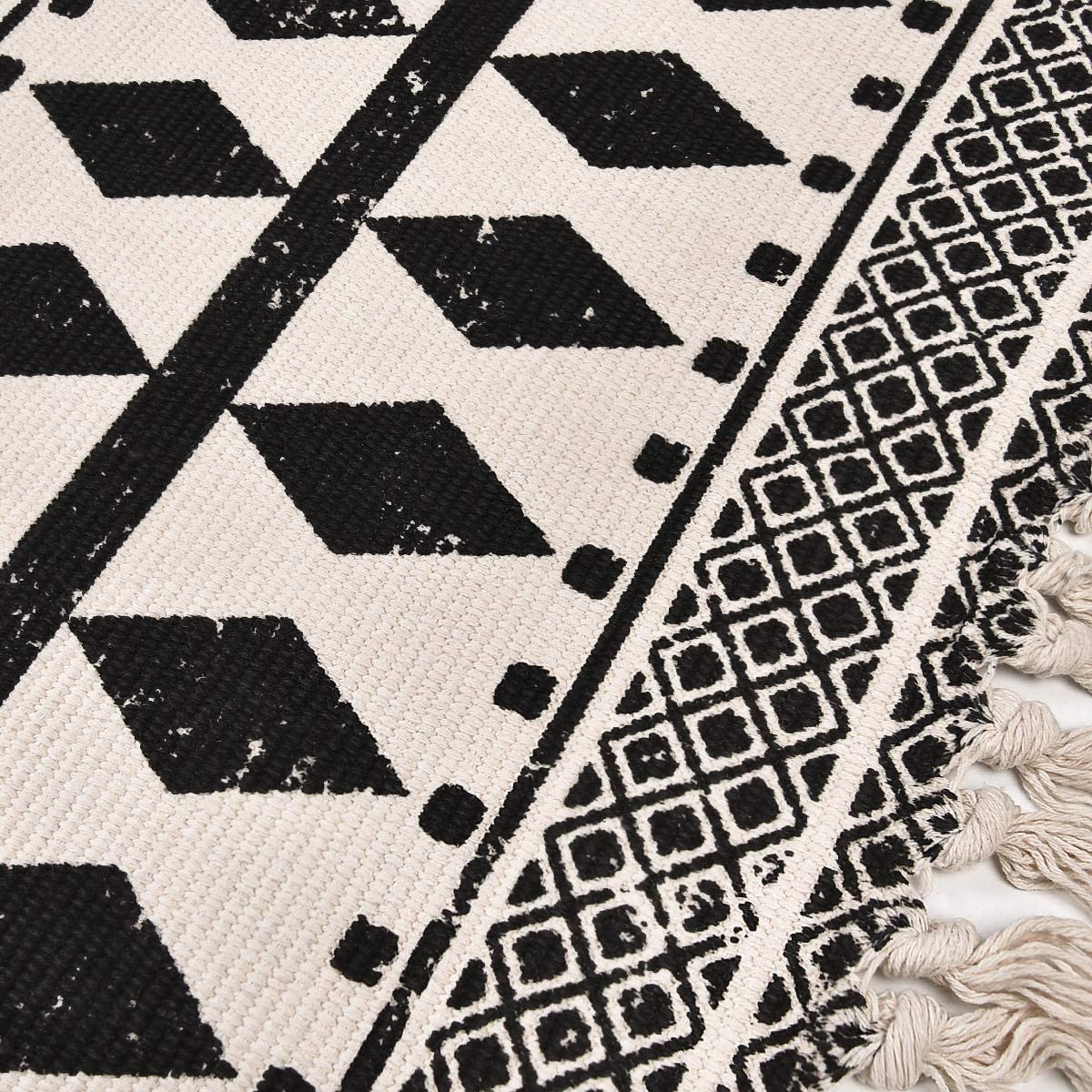 Black Pattern Accent Floor Mat | 34 x 21 inches