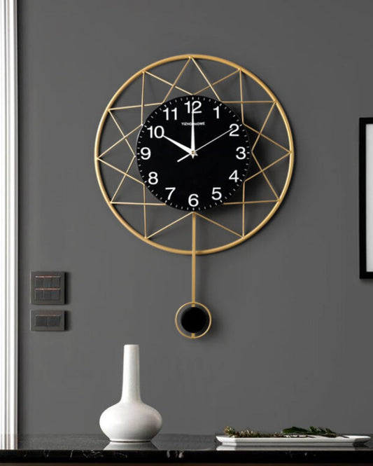 Diamond Round Metal Wall Clock | 24 x 2 x 24 inches