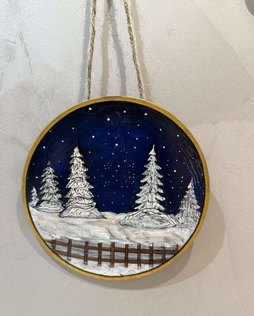 Enchanting Northern Lights Wall Hanging | 6 inches