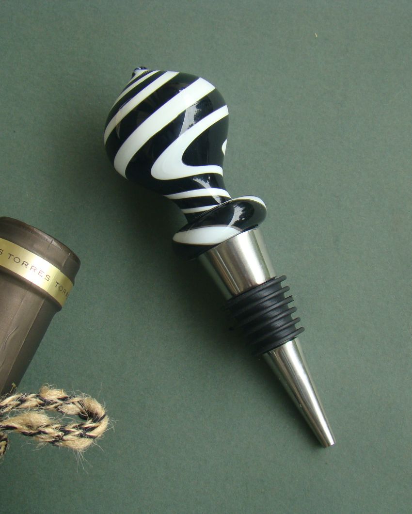 Noir Delight Handblown Glass Wine Stopper