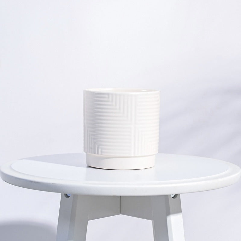 Argyle Maze Ceramic Pot | 4x4 Inch Eggshell White