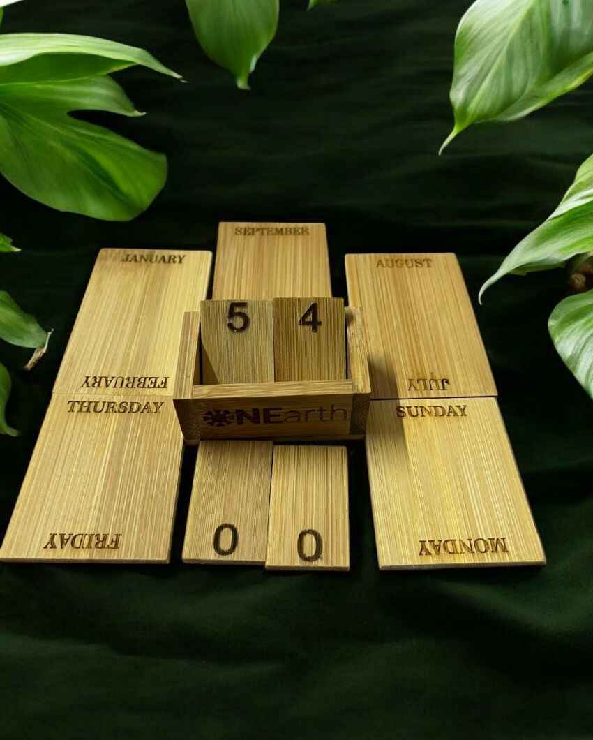 Eco Friendly Bamboo Calendar | 3 x 2 inches